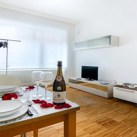 Appartement Pantano Halldis Apartments *
